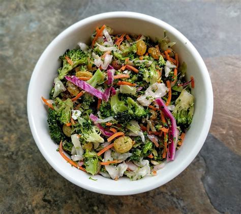 Carrot Vegetable Slaw - calories, carbs, nutrition