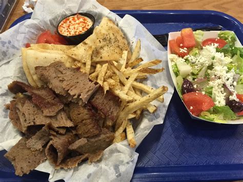 Carved Lamb Gyro Platter - calories, carbs, nutrition