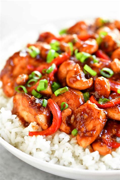 Cashew Chicken with Broccoli and Rice and Vegetarian Egg Roll - calories, carbs, nutrition