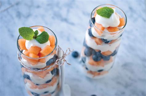 CC & Cantaloupe Parfait - calories, carbs, nutrition