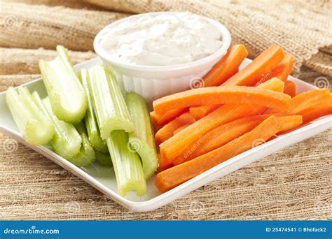 Celery and Carrots with Ranch - calories, carbs, nutrition