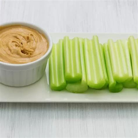 Celery Sticks with Peanut Butter-lg - calories, carbs, nutrition