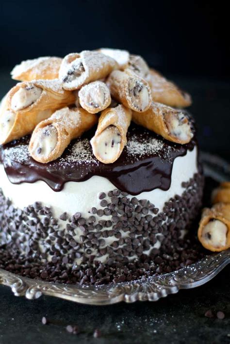 CHE 18 Cake Cannoli (107646.0) - calories, carbs, nutrition