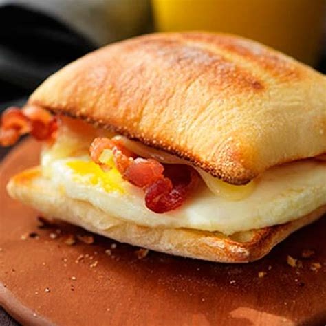 Cheddar Ciabatta - calories, carbs, nutrition