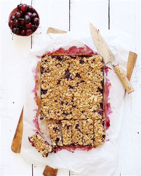 Cherry Oat Bar - calories, carbs, nutrition