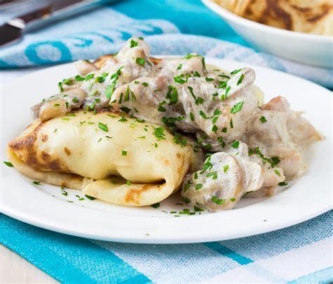 Chicken and Mushroom Crepes - calories, carbs, nutrition