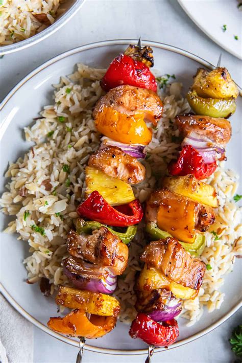 Chicken and Pineapple Skewers over Cajun Taters - calories, carbs, nutrition