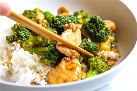 Chicken & Broccoli Stir Fry Plate - calories, carbs, nutrition