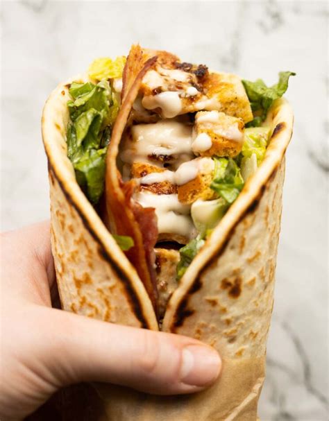 Chicken Caesar Flatbread (23761.0) - calories, carbs, nutrition