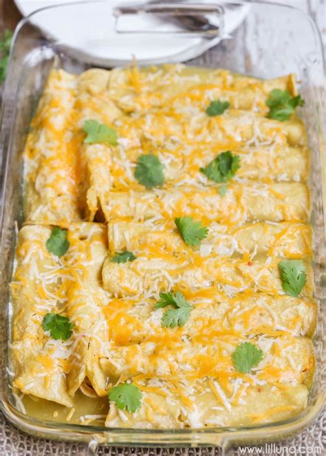 Chicken Enchiladas with Green Chiles - calories, carbs, nutrition