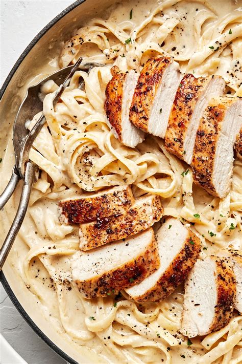 Chicken Fettucini Alfredo - Small - calories, carbs, nutrition