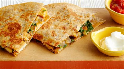 Chicken Machaca & Mushroom Quesadilla - calories, carbs, nutrition