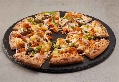 Chicken Pizza Supreme - Medium - calories, carbs, nutrition