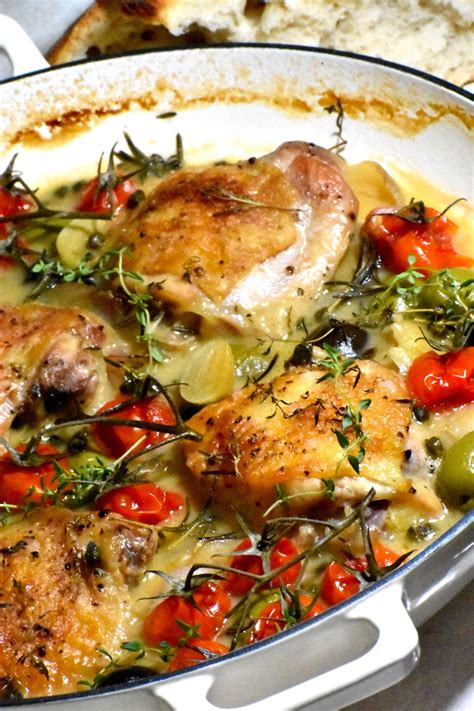 Chicken (Poulette) a la Provencal - calories, carbs, nutrition