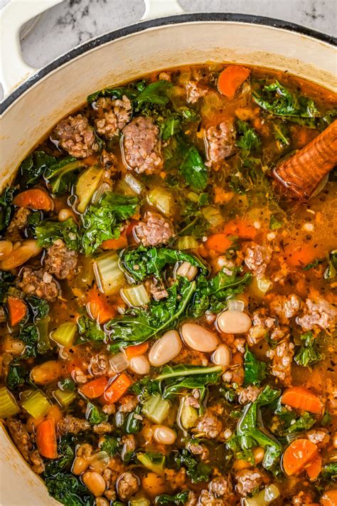 Chicken Sausage White Bean and Kale Soup - calories, carbs, nutrition