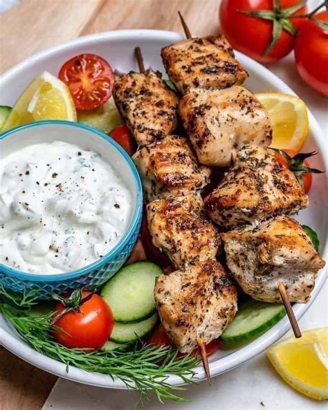 Chicken Skewers with Tzatziki - calories, carbs, nutrition