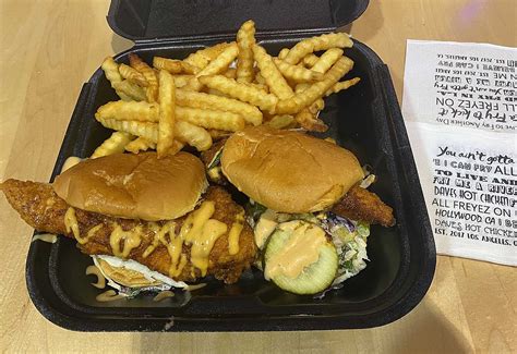 Chicken Slider - calories, carbs, nutrition
