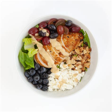 Chicken Spinach Salad w/ Honey Mustard Dressing - calories, carbs, nutrition