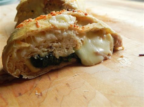 Chicken & Spinach Stromboli - calories, carbs, nutrition