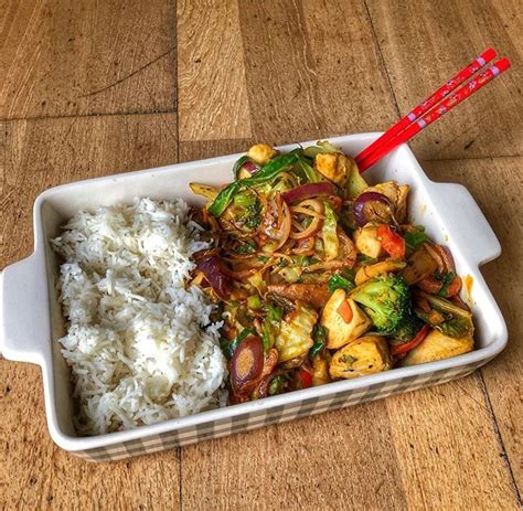 Chicken Stir Fry with Basmati Rice LARGE - calories, carbs, nutrition