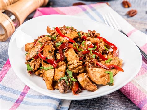 Chicken Walnut Stir Fry - calories, carbs, nutrition