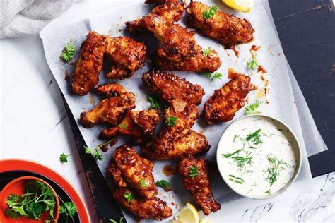 Chicken Wings w/Ranch Dressing - calories, carbs, nutrition