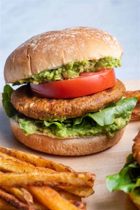 Chickpea Burger Sundried Tomato (22544.2) - calories, carbs, nutrition