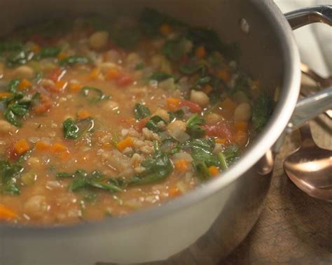 Chickpea & Farro Stew with Spinach - calories, carbs, nutrition