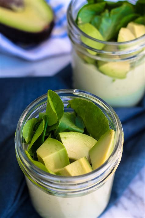 Chilled Creamy Avocado Soup - calories, carbs, nutrition