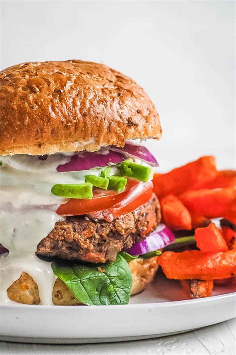 Chipotle Black Bean Burger, Sweet Pepper Cucumber Relish Steamed Broccoli - calories, carbs, nutrition