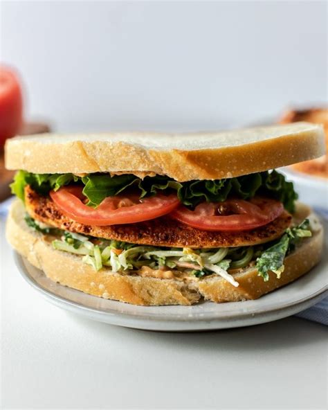 Chipotle Chicken Sandwich 1/2 - calories, carbs, nutrition