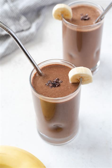 Chocolate Banana Yogurt Protein Shake (higher calorie) (70744.2) - calories, carbs, nutrition