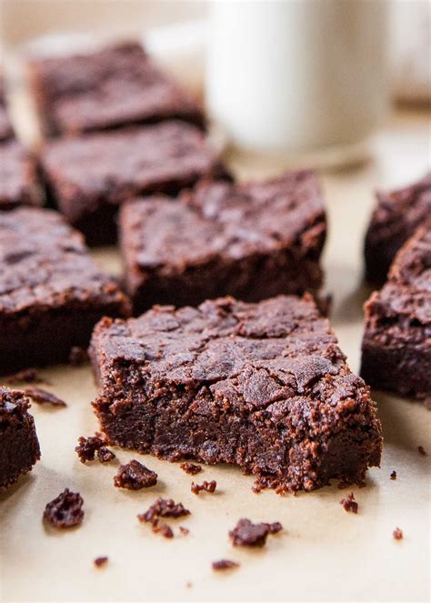 Chocolate Brownies (No Nuts) - calories, carbs, nutrition