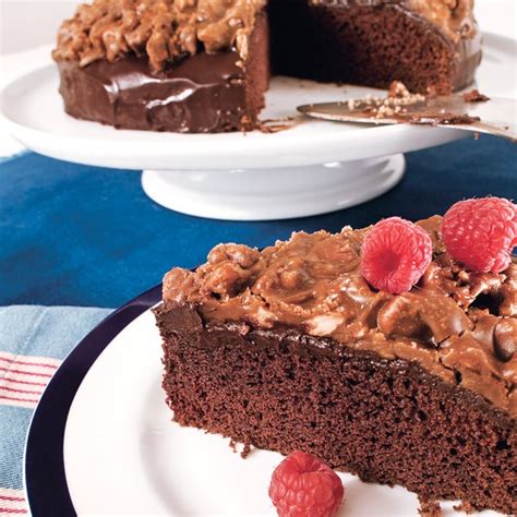 Chocolate Cake with Praline Topping - calories, carbs, nutrition