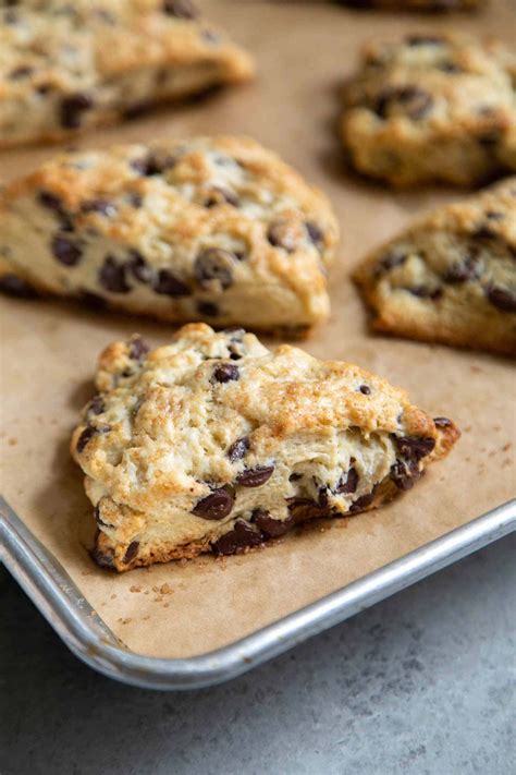 Chocolate Chip Scones - calories, carbs, nutrition