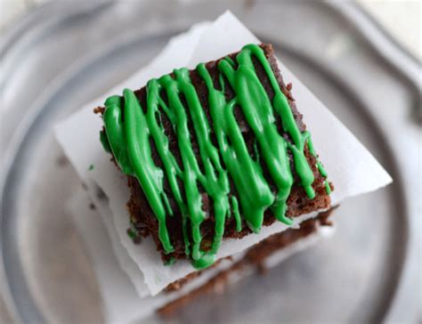 Chocolate Chunk Brownies - calories, carbs, nutrition