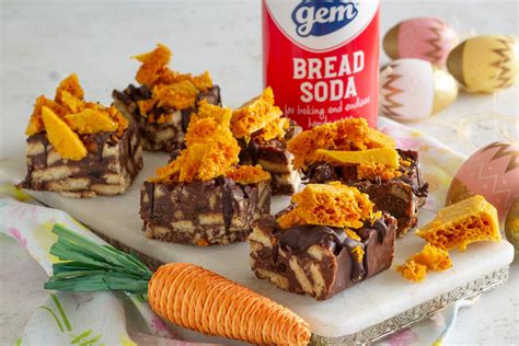 Chocolate & Honeycomb Squares - calories, carbs, nutrition