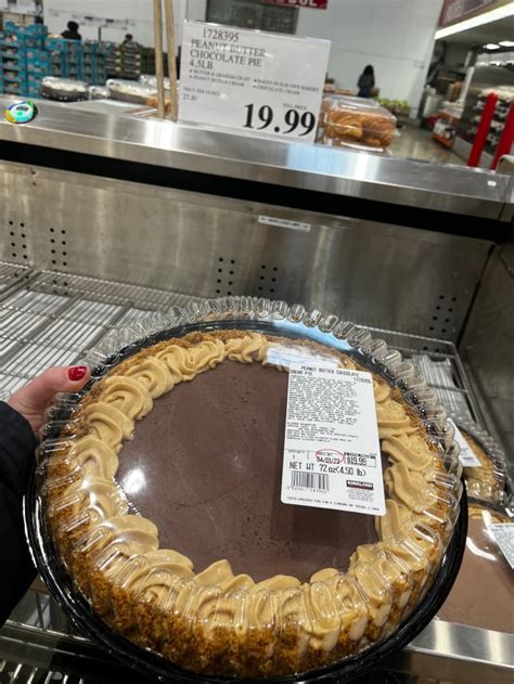 Chocolate Pie with Peanut Butter - calories, carbs, nutrition