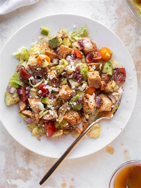 Chopped Pecan Salad & Blackened Chicken - calories, carbs, nutrition