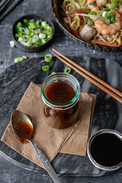 Chow Mein Sauce - calories, carbs, nutrition