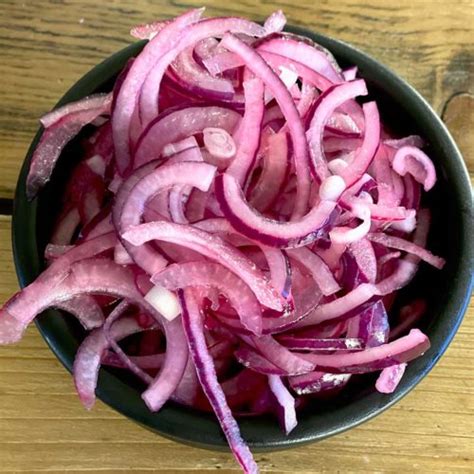 Cilantro Lime Pickled Red Onions - calories, carbs, nutrition