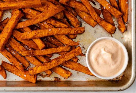 Cinnamon Chipotle Sweet Potato Fries - calories, carbs, nutrition