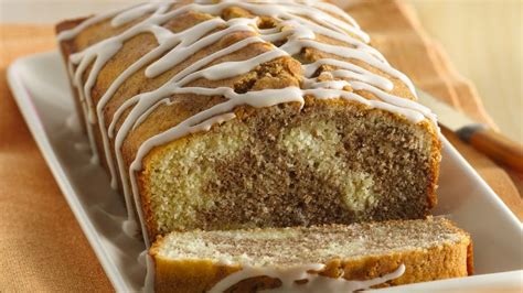 Cinnamon Roll Pound Cake with Vanilla Drizzle - calories, carbs, nutrition