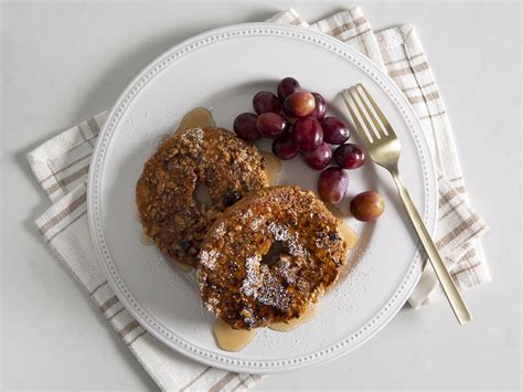 Cinnamon Toast Crunch Bagel French Toast - calories, carbs, nutrition