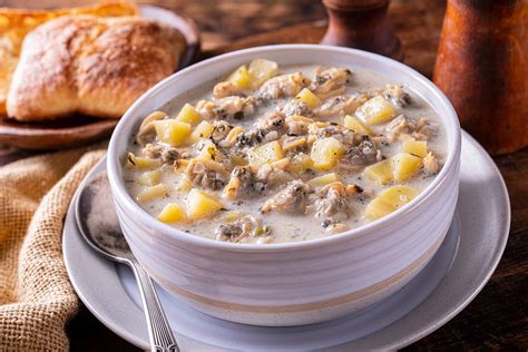 Clam Chowder Provencal - calories, carbs, nutrition