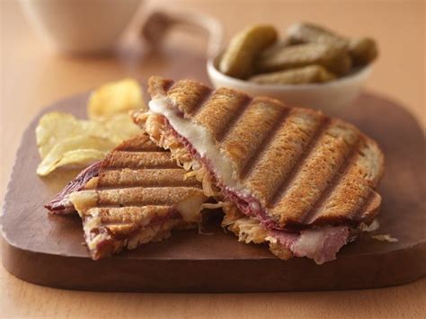 Classic Reuben Panini - calories, carbs, nutrition