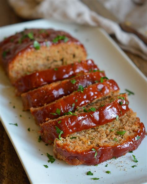 Classic Turkey Meatloaf with Tomato Topping, Parsley Potatoes, Haricot Verts (400HS) - calories, carbs, nutrition