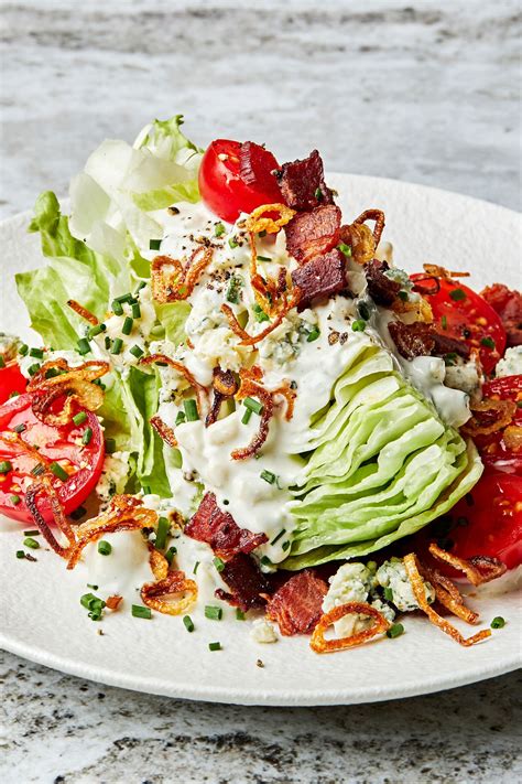 Classic Wedge Salad - calories, carbs, nutrition