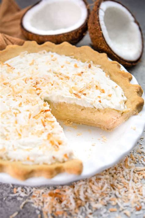 Coconut Almond Cream Pie (150.0) - calories, carbs, nutrition