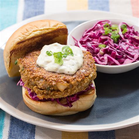 Cod Cake Sandwich - calories, carbs, nutrition